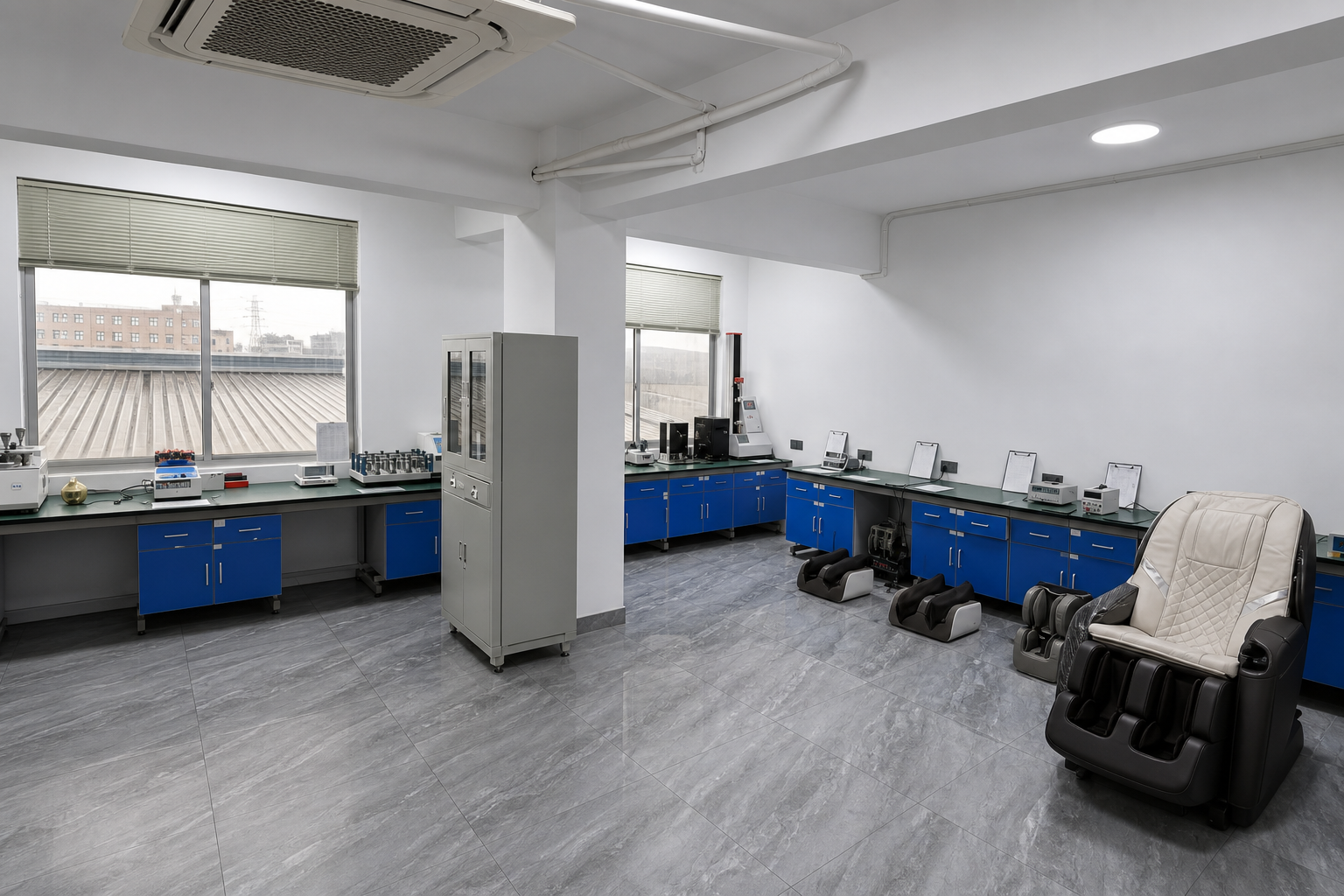 Rongqin research and component testing room